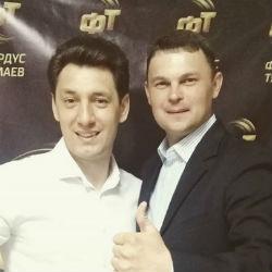 Фирдүс Тямаевны Жилплощадкадагы "Юность"ка алып килү өчен Азат Фазылҗанов ике ел йөргән, өч симка алыштырган