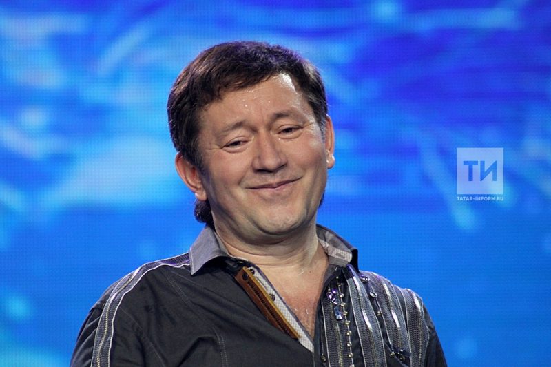 АЙДАР ГАЛИМОВ ГАИЛӘДӘ БЕРДӘНБЕР АРТИСТ БУЛЫП КАЛЫРГА ТЕЛӘСӘ ДӘ, ТЕЛӘГЕ ЧЫНГА АШМАГАН