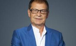 Ризван Хәкимов: "Иң авыр чакларымда да иҗат итүдән туктамадым"