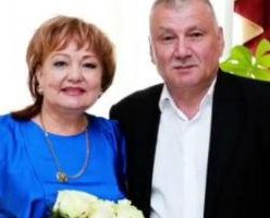 Үзәкләрне өзәсең бит: Хәниянең кызы тәкъдим иткән видеоны күз яшьләрсез карап булмый