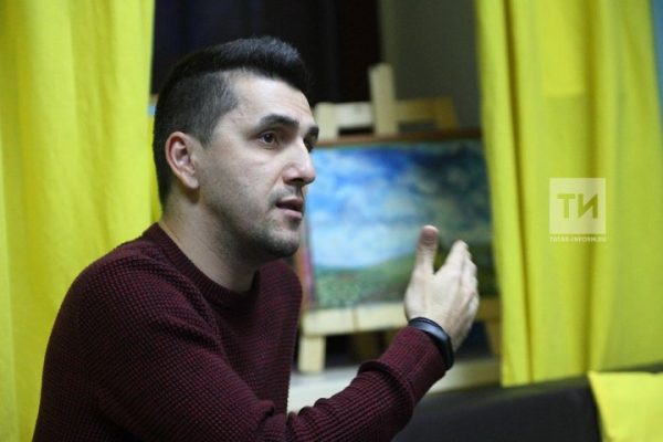 ИлГәрәй: "Тамашачыга Фирдүс Тямаев белән Элвин Грей кирәк, ләкин барысы да вакытлыча гына"