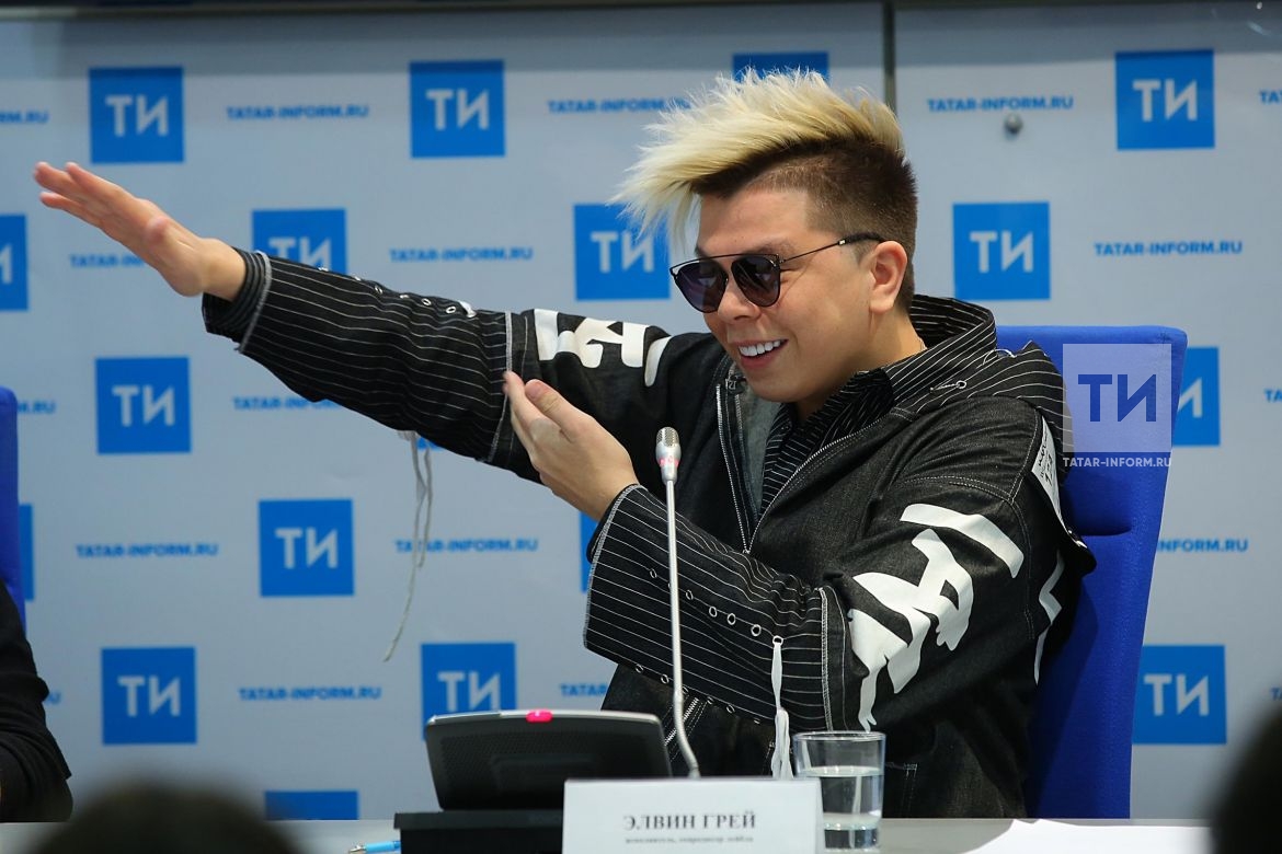 Элвин Грей үзен Тукай премиясенә тәкъдим итү турында хәбәргә карата фикерен әйтте