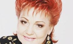 Хәния Фәрхинең кызы Алия: "Үләсе көнне әни кыяр тозлаган"